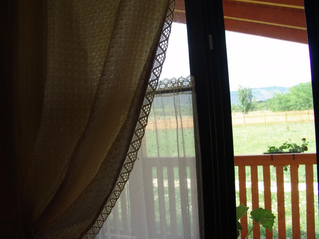 Complex Agroturistic Livada De Nuci Villa Baia de Fier Bagian luar foto